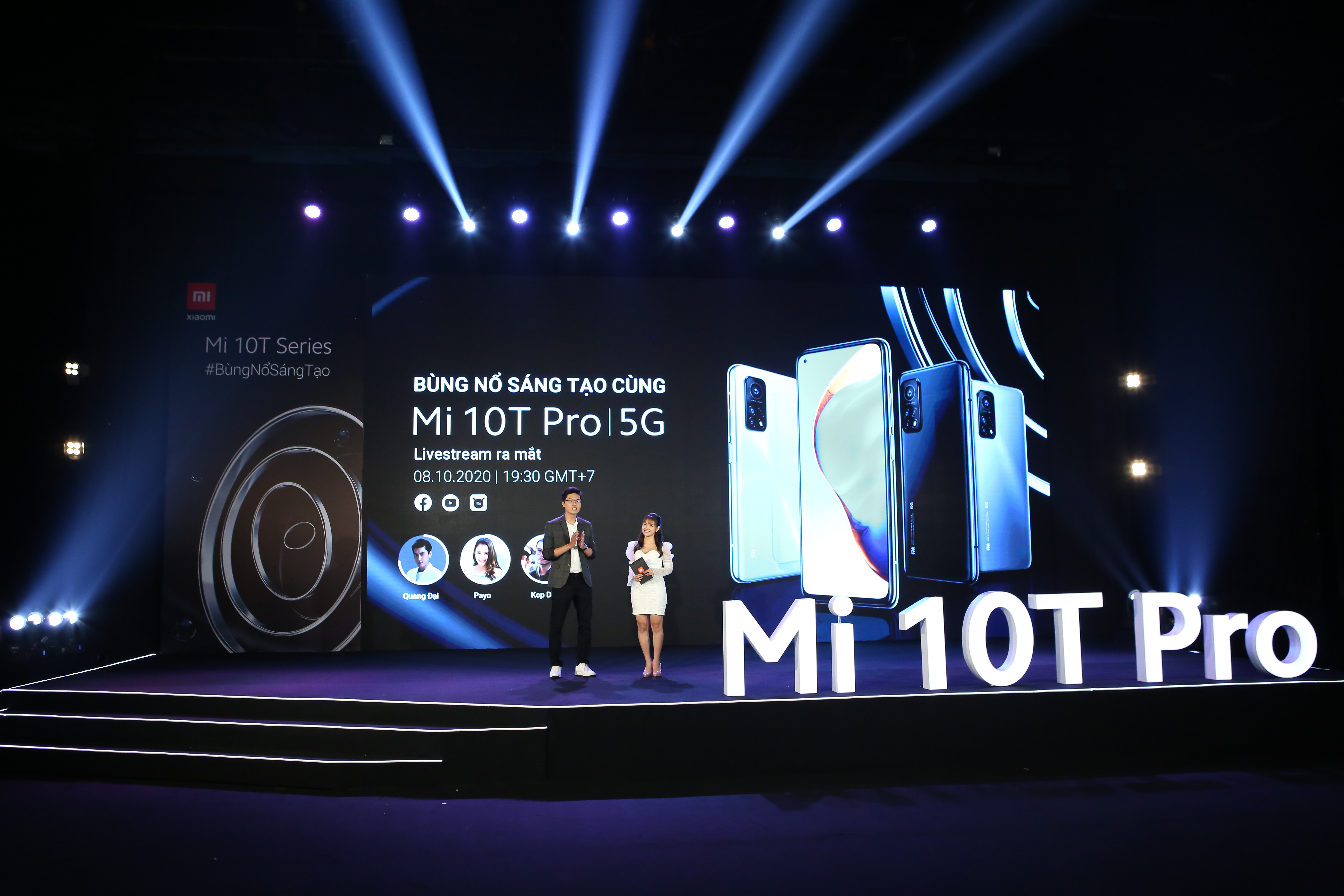 Ra mắt điện thoại thông minh hỗ trợ mạng 5G đầu tiên 